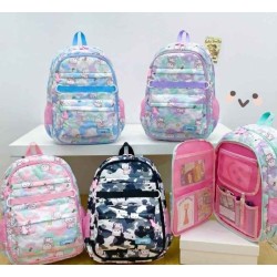 Mochila Kawaii Gatito con Llavero Capibara